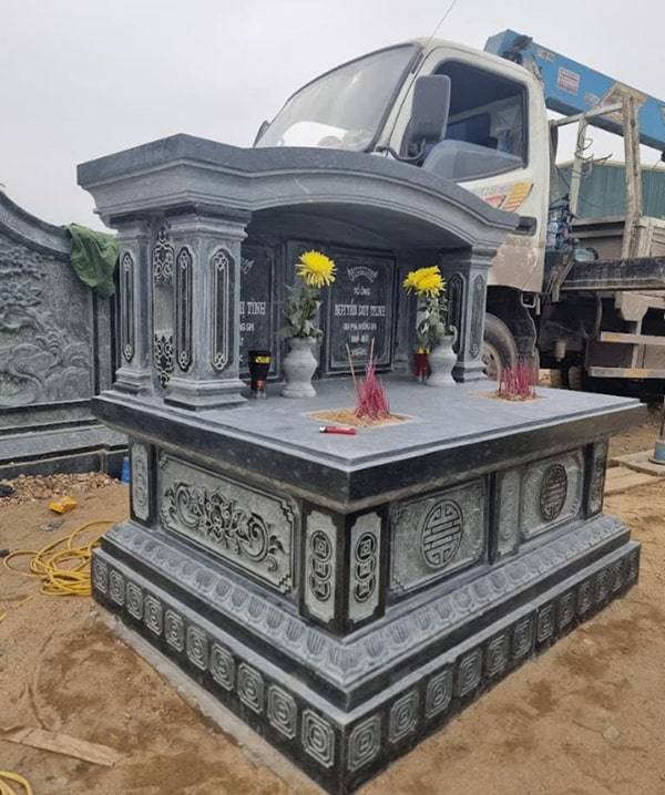 Hạ Huyệt: Ý Nghĩa, Nguồn Gốc và Những Điều Kiêng Kỵ Quan Trọng