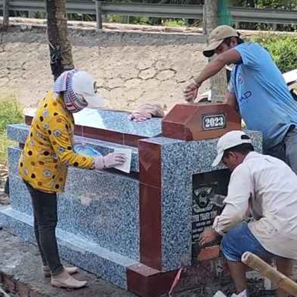 Xây Mộ Trong Năm Nhuận